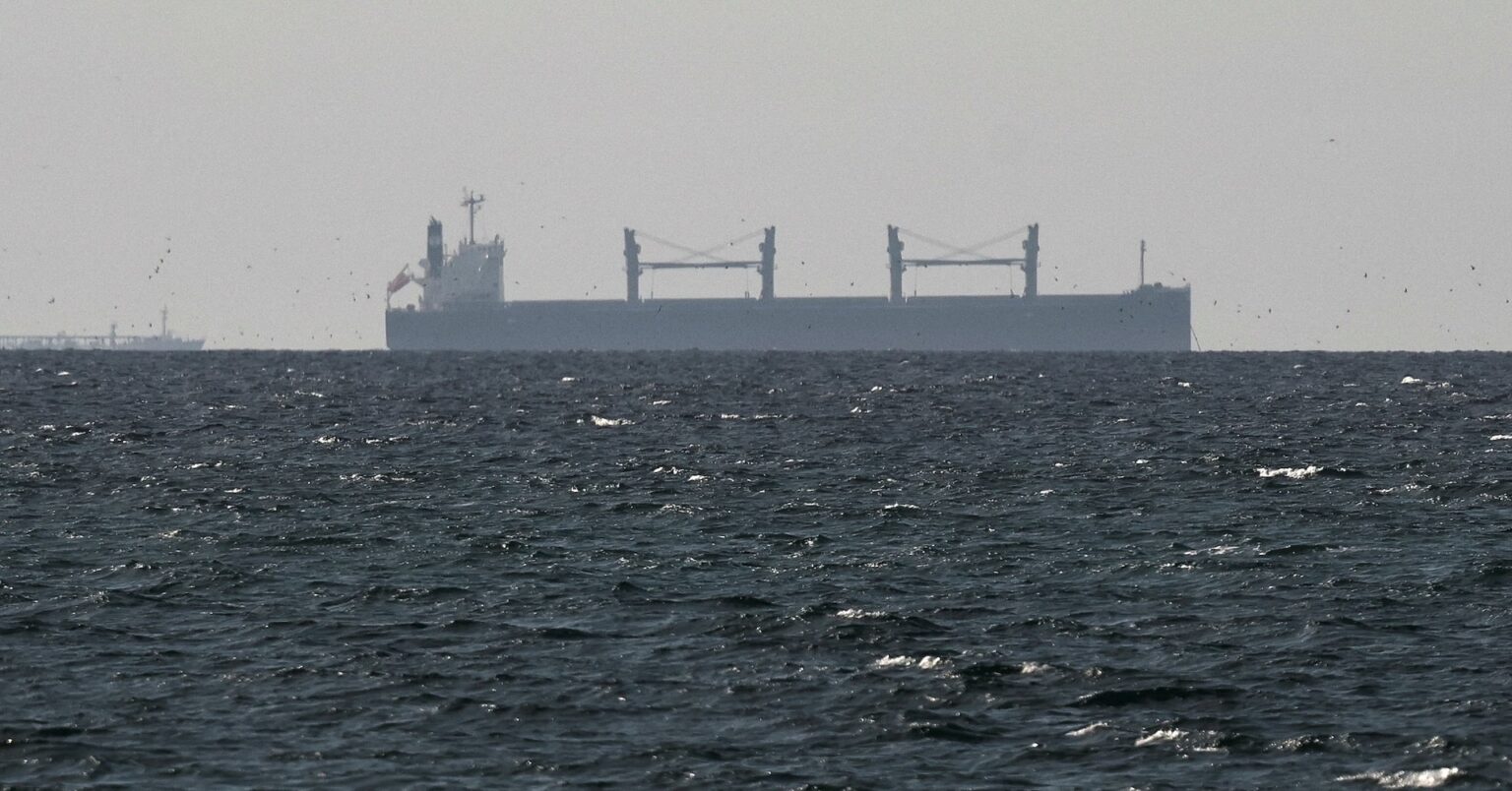 コラム:米、イラン攻撃後の原油ショック吸収手段が急速に枯渇 | ロイター コラム:米、イラン攻撃後の原油ショック吸収手段が急速に枯渇 | ロイター