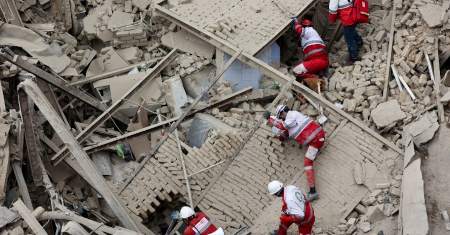 イラン、米との緊張緩和案拒否　政権幹部ラリジャニ氏死亡 | ロイター