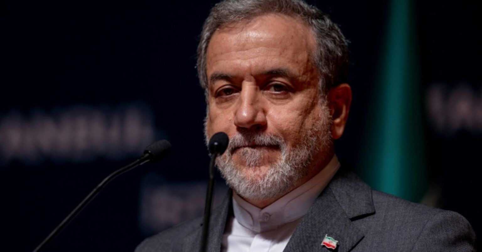 ホルムズ海峡の新たな取り決め策定を、イラン外相が提唱 | ロイター