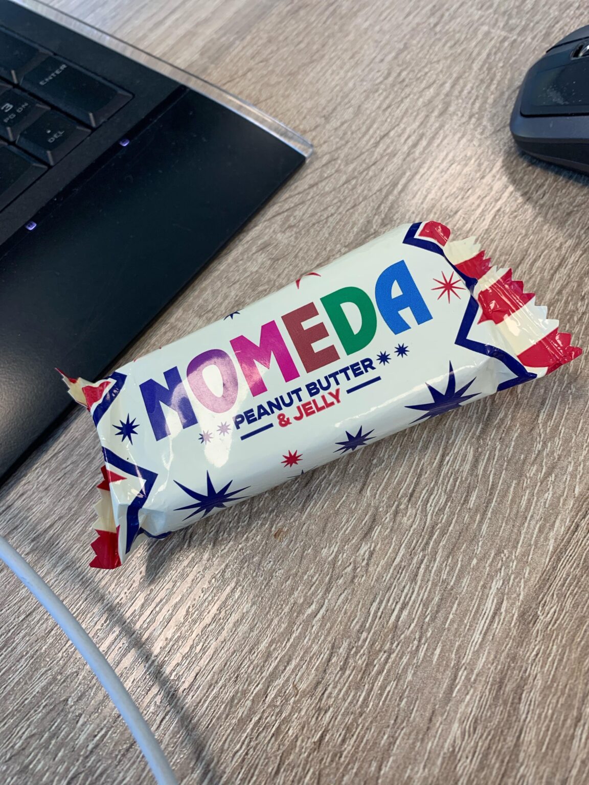 ヨーロッパの反対側から: クソ、そうだ。 S層のおやつ。