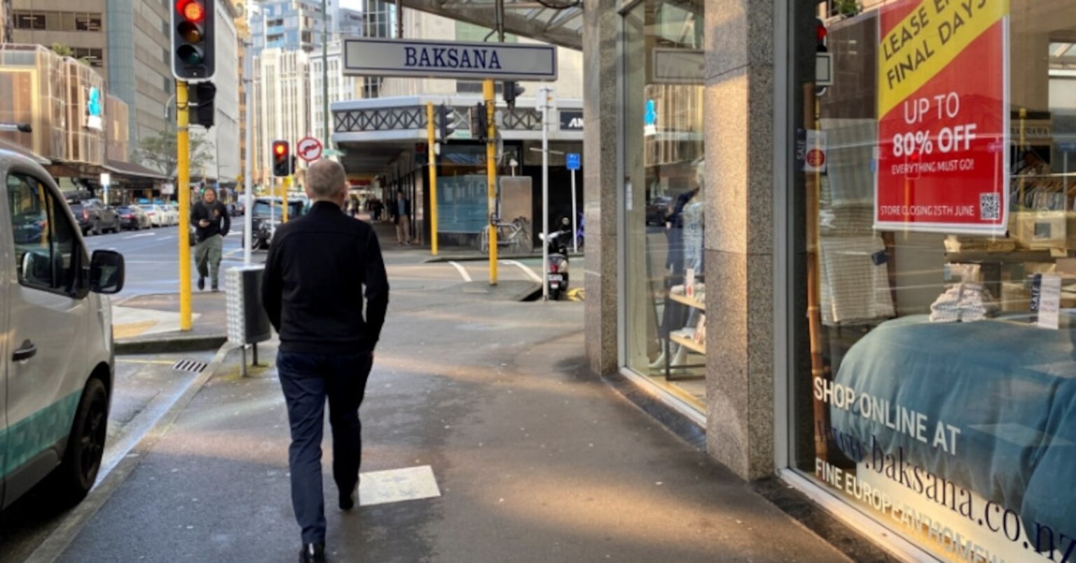 ＮＺ第4四半期ＧＤＰは前期比0.2％増、予想下回る　利上げ観測後退 | ロイター