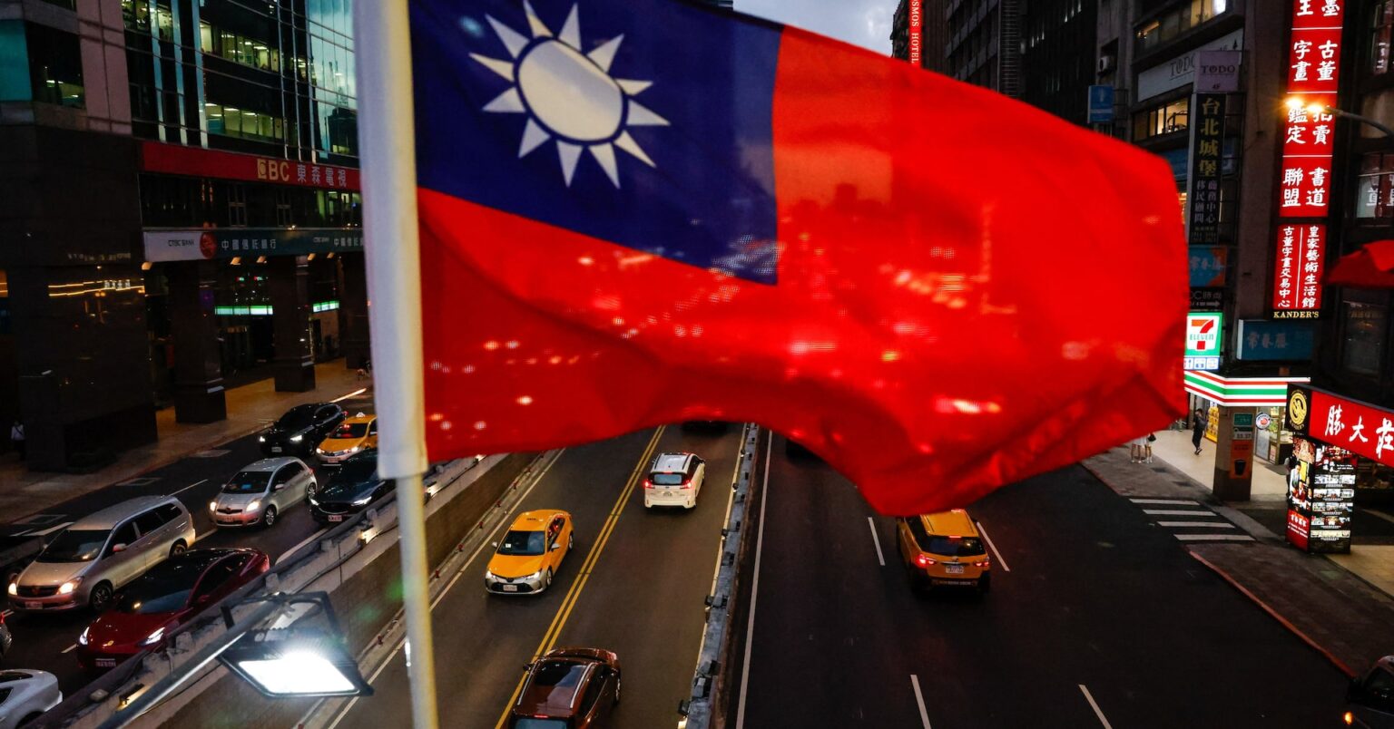 イランとの紛争、台湾への武器供与遅らせていない　米高官が議会証言 | ロイター