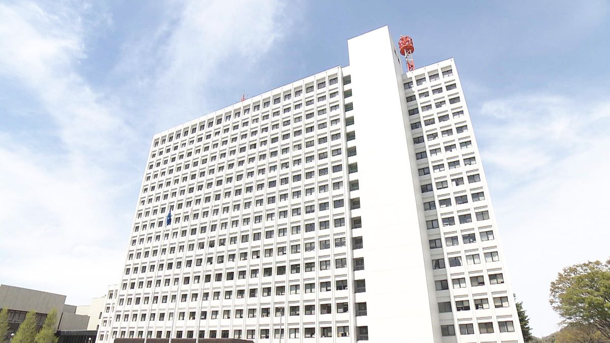 職員から退去を複数回求められるも…閉庁時間を過ぎても山形県庁に居座った疑いで61歳の男性を現行犯逮捕