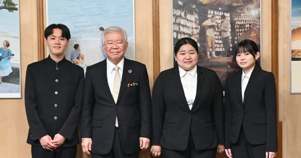 沖縄地域医療へ抱負　自治医大入学予定の３人