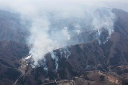 群馬山林火災５１ヘクタール焼損 消火活動続く、避難指示は解除 | 全国のニュース | 福井新聞ONLINE