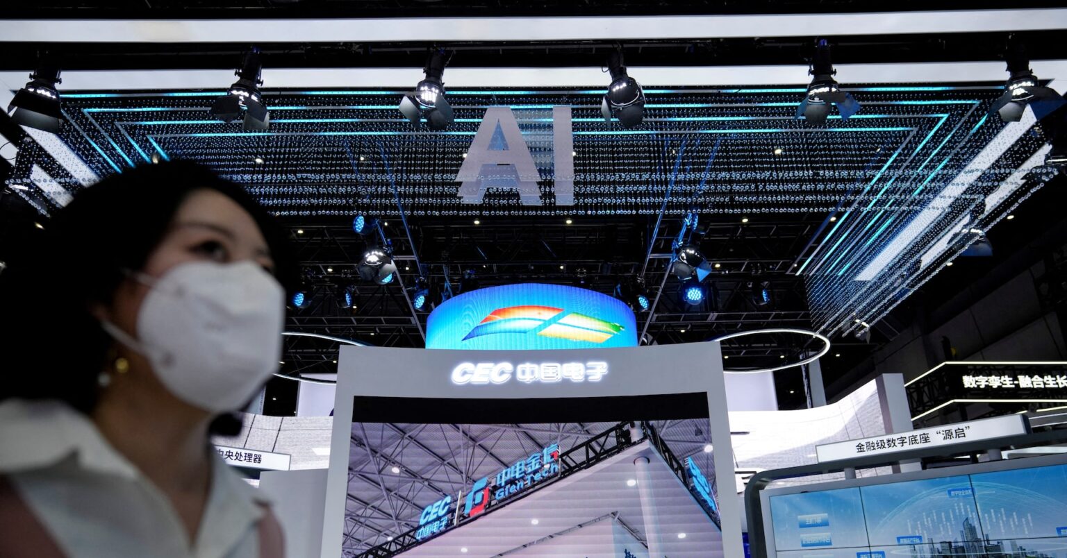 中国オープンソース、米ＡＩ優位の脅威に　米議会諮問機関が報告書 | ロイター