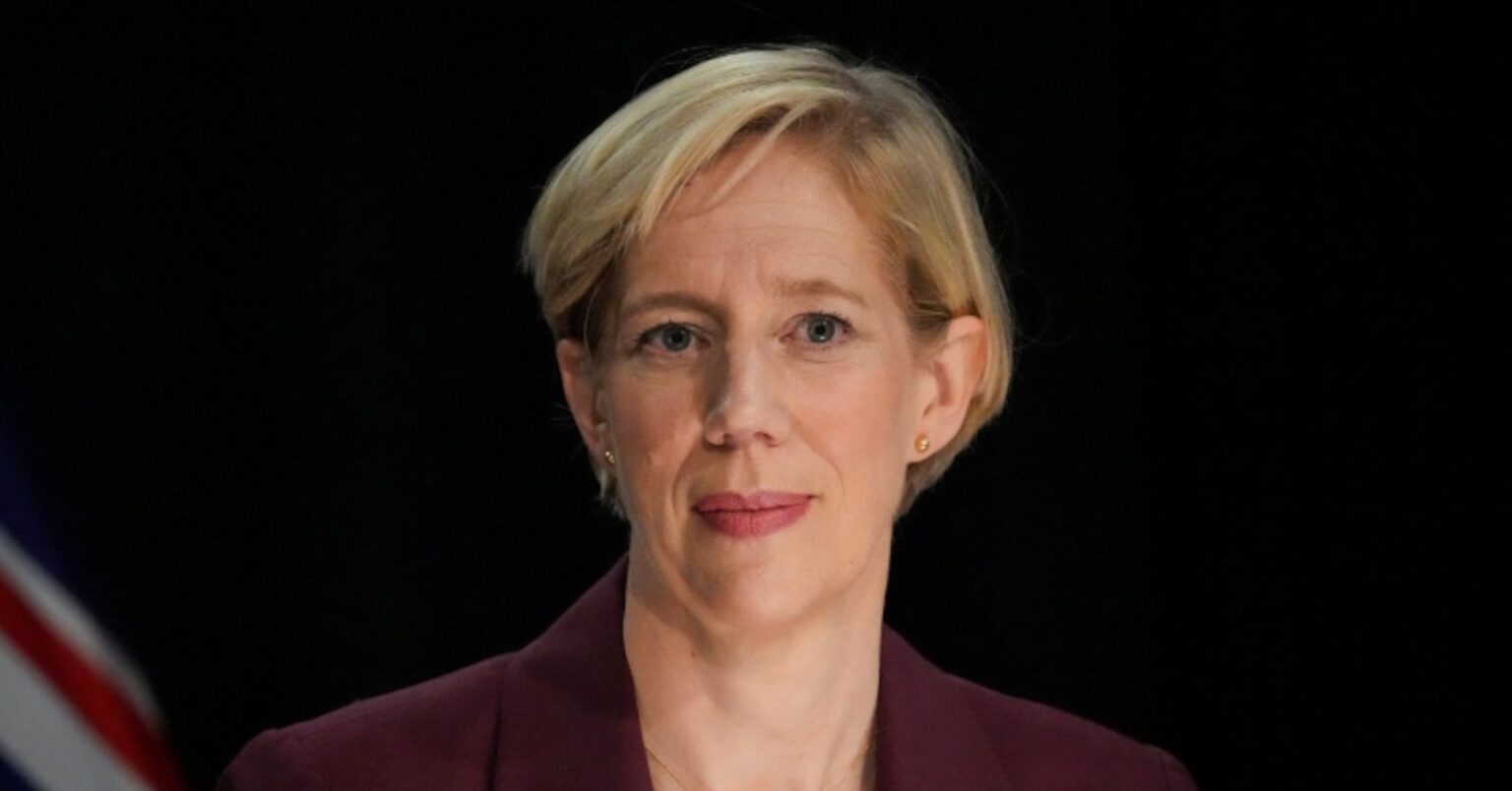 ＮＺ中銀、エネルギーショック長期化なら利上げの可能性＝総裁 | ロイター