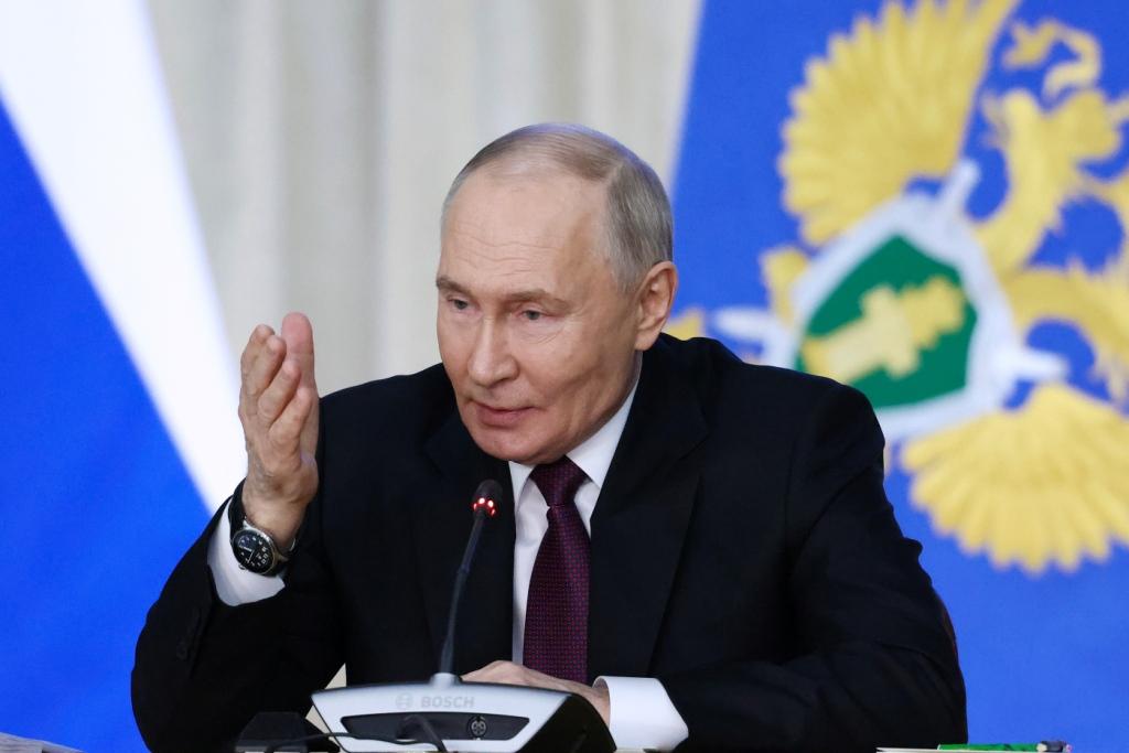 笑いが止まらない、イラン戦争で棚ぼた式の巨利を得るウラジーミル・プーチン(1/3) | JBpress (ジェイビープレス)