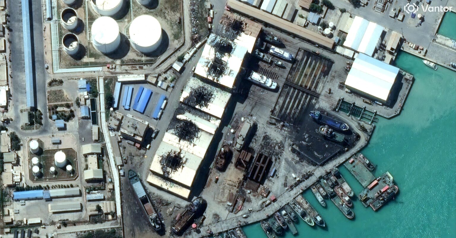 イランの原発付近に米・イスラエル攻撃、施設の損傷なし─原子力機関=報道 | ロイター イランの原発付近に米・イスラエル攻撃、施設の損傷なし─原子力機関=報道 | ロイター