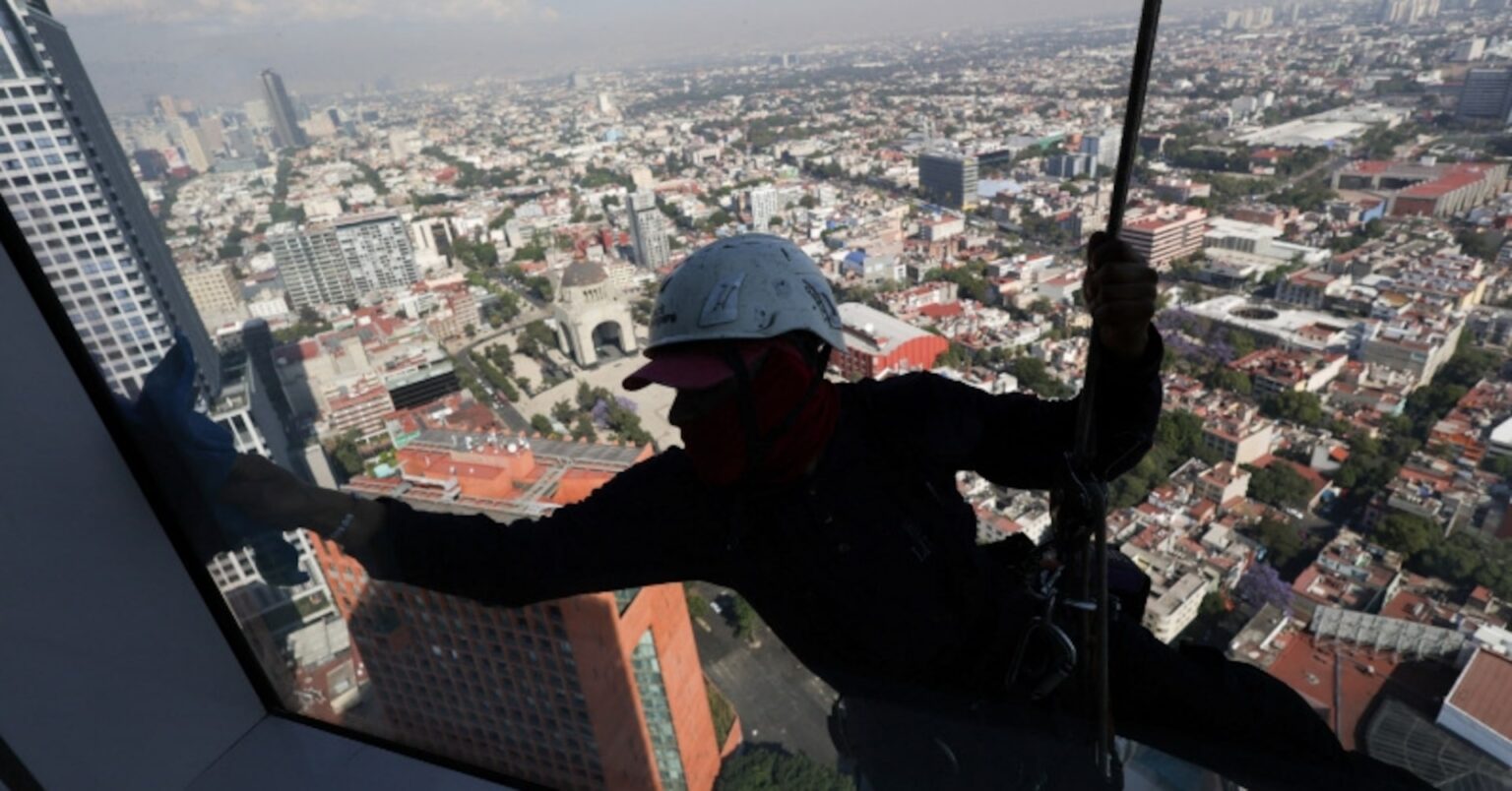 メキシコＣＰＩ、3月前半は24年末以来の高水準　金利据え置きの見方 | ロイター