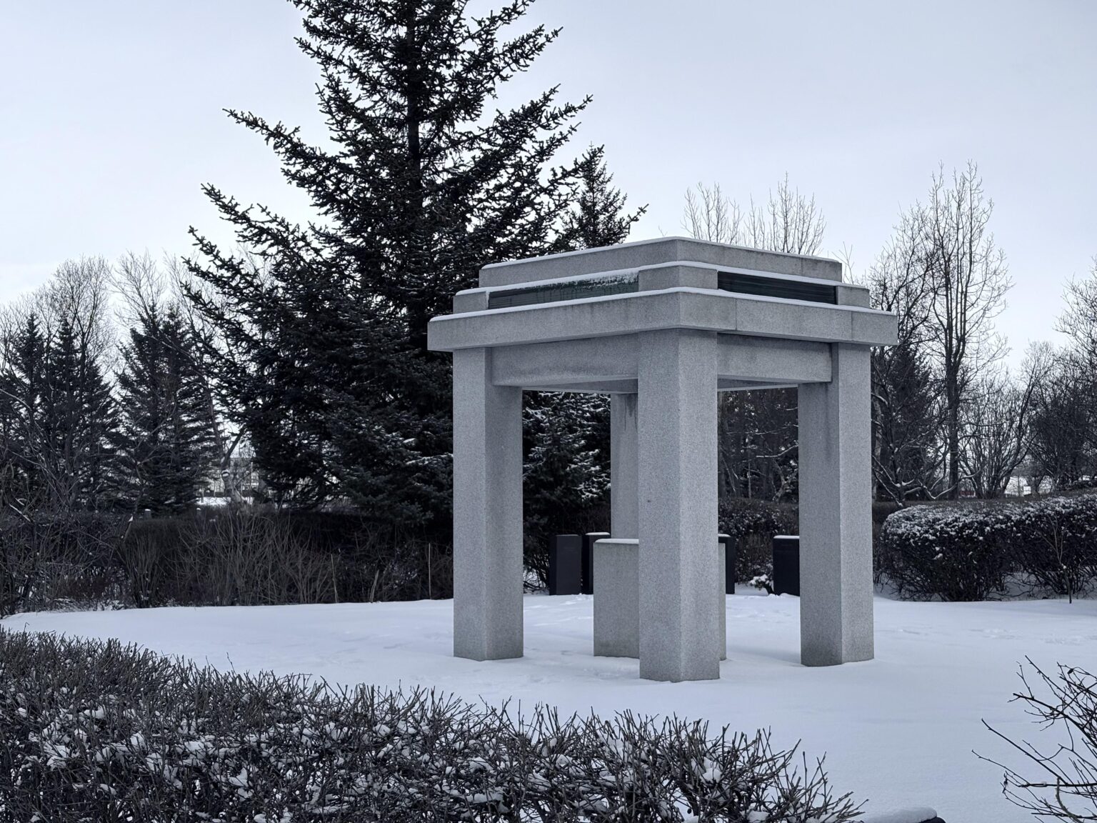 グフネス生者墓地