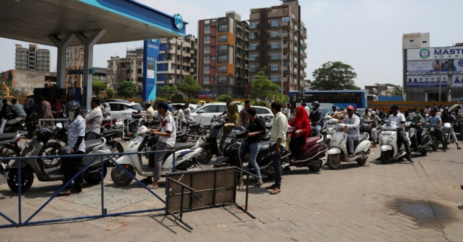 印ロ、ＬＮＧ取引再開を協議　イラン戦争でエネルギー戦略転換 | ロイター