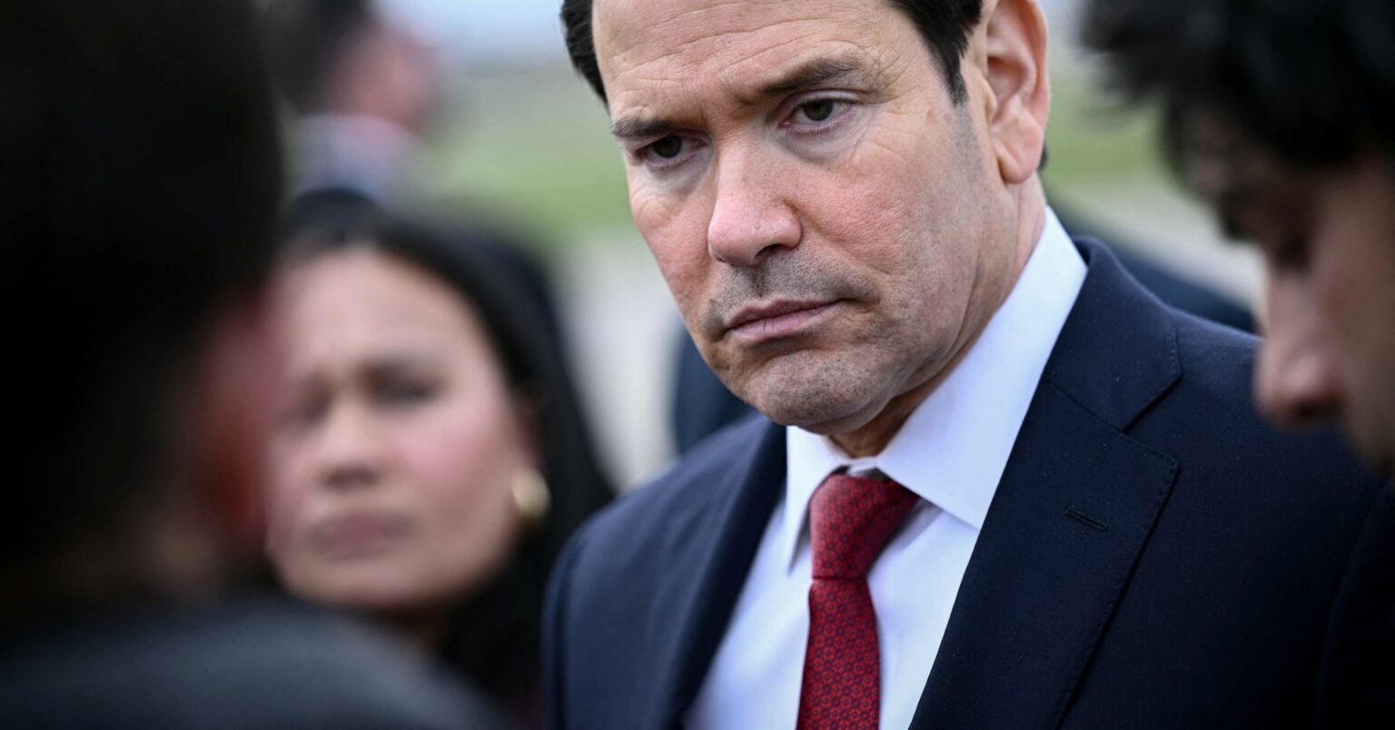 米国務長官、地上部隊使わず対イラン目標達成へ 「数週間」で終結も | ロイター 米国務長官、地上部隊使わず対イラン目標達成へ 「数週間」で終結も | ロイター