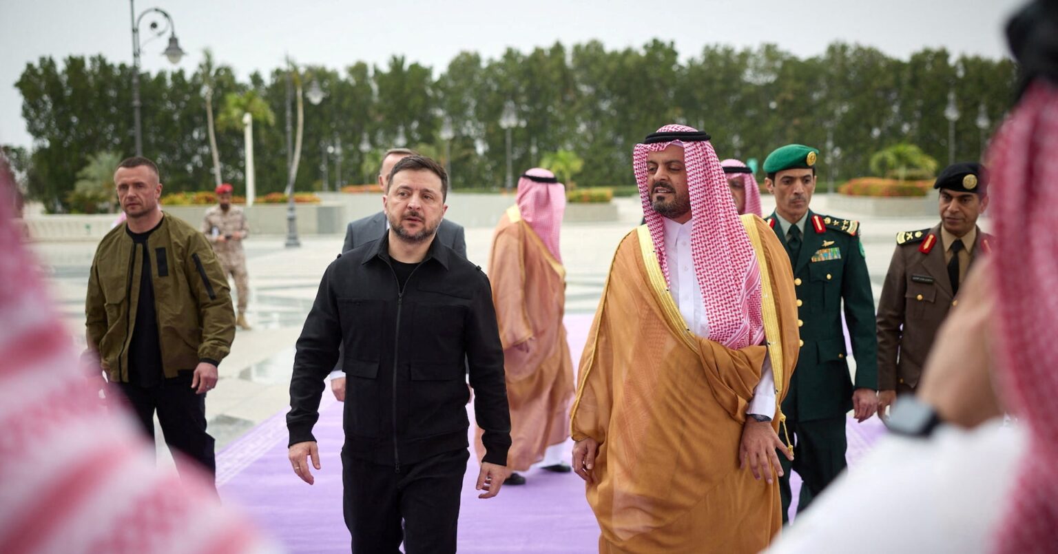 ウクライナ、サウジと防衛協力 「双方に有益」 | ロイター ウクライナ、サウジと防衛協力 「双方に有益」 | ロイター