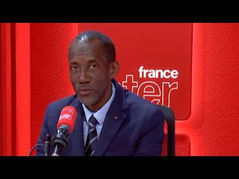 人種差別的なコメントの標的にされたバリー・バガヨコさん、政府の非難の欠如を非難