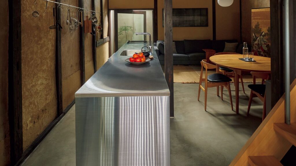 妹島和世がリノベーションを初担当。京都の町家に住まう夫婦を訪ねて | Vogue Japan