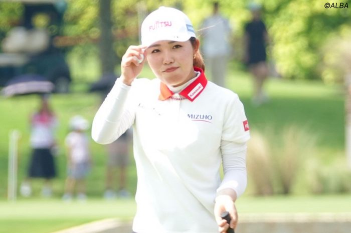 <速報>古江彩佳、4打差逆転Vなるか 2オン2パットでパー発進(ゴルフ総合サイト ALBA Net) – Yahoo!ニュース <速報>古江彩佳、4打差逆転Vなるか 2オン2パットでパー発進(ゴルフ総合サイト ALBA Net) - Yahoo!ニュース