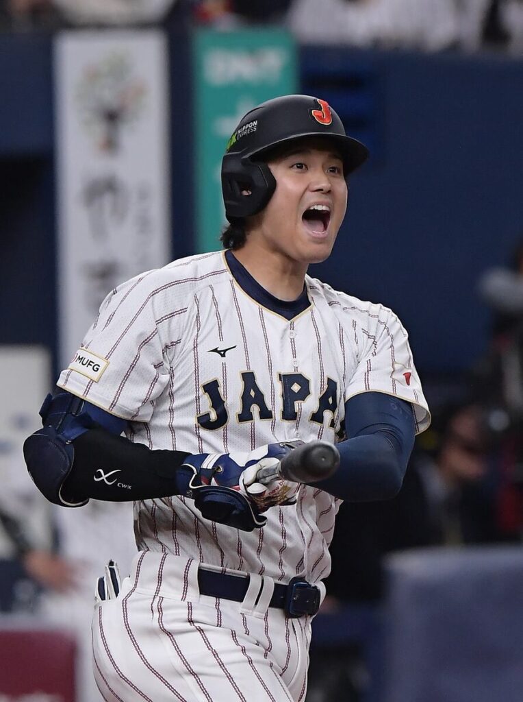 大谷翔平、26歳右腕に新セレブレーション考案指令「一晩で考えてこい」…『ペッパーミル』の次は『お茶』 侍ジャパンで流行なるか - Yahoo!ニュース