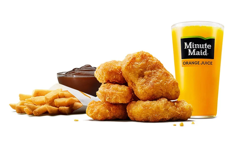 チキンナゲットキッズセット（フレンチフライ・ドリンク・ソース付き）