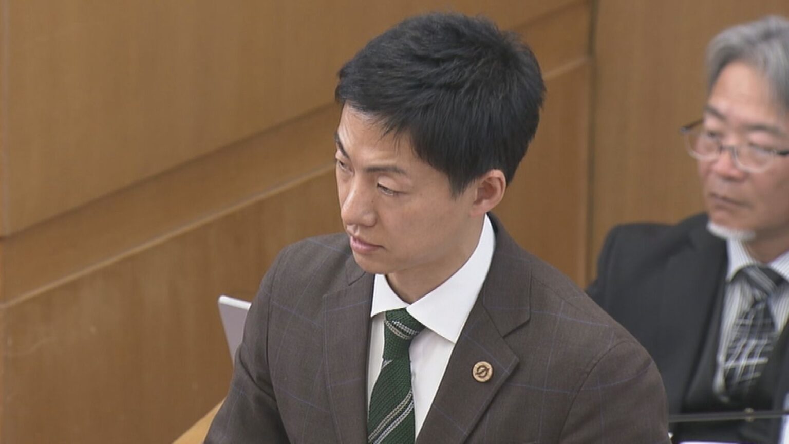 議員を4割削減!? 市長が打ち出す“議会改革” 現在16人→10人に 専門家「市長からの提案は極めてまれ」 岐阜・美濃加茂市（CBCテレビ）