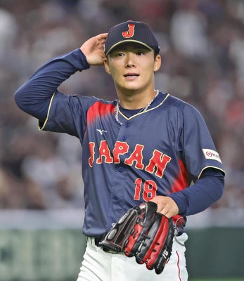 台湾戦に先発した山本選手（６日、東京ドームで）＝片岡航希撮影