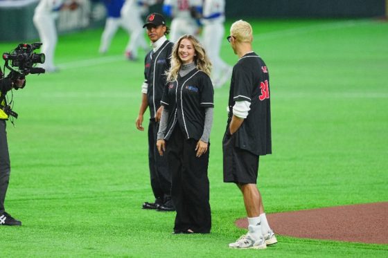 大谷打席の直前…東京Dに米人気女優「超可愛いなと思ったら」　圧倒的美貌に日本人も虜 | Full-Count