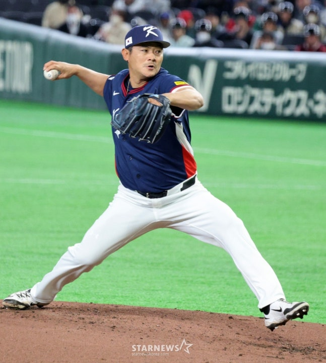 2番目の投手として急いで登板し、2イニング無失点の好投を見せたノ·ギョンウン。 /写真=姜永祚（カン·ヨンジョ）先任記者