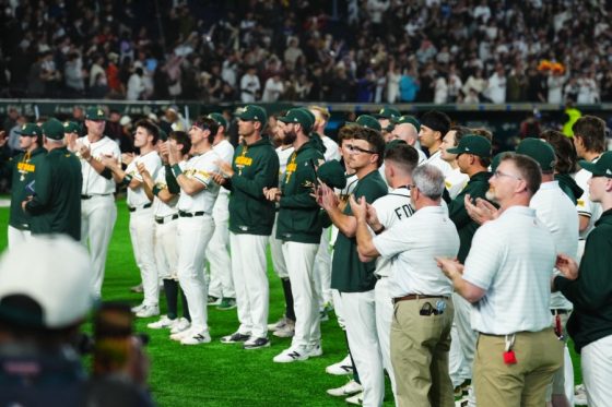 涙の豪州ナインへ…東京Dに"感動の光景"「本当に素晴らしい」　米記者も絶賛した振る舞い | Full-Count