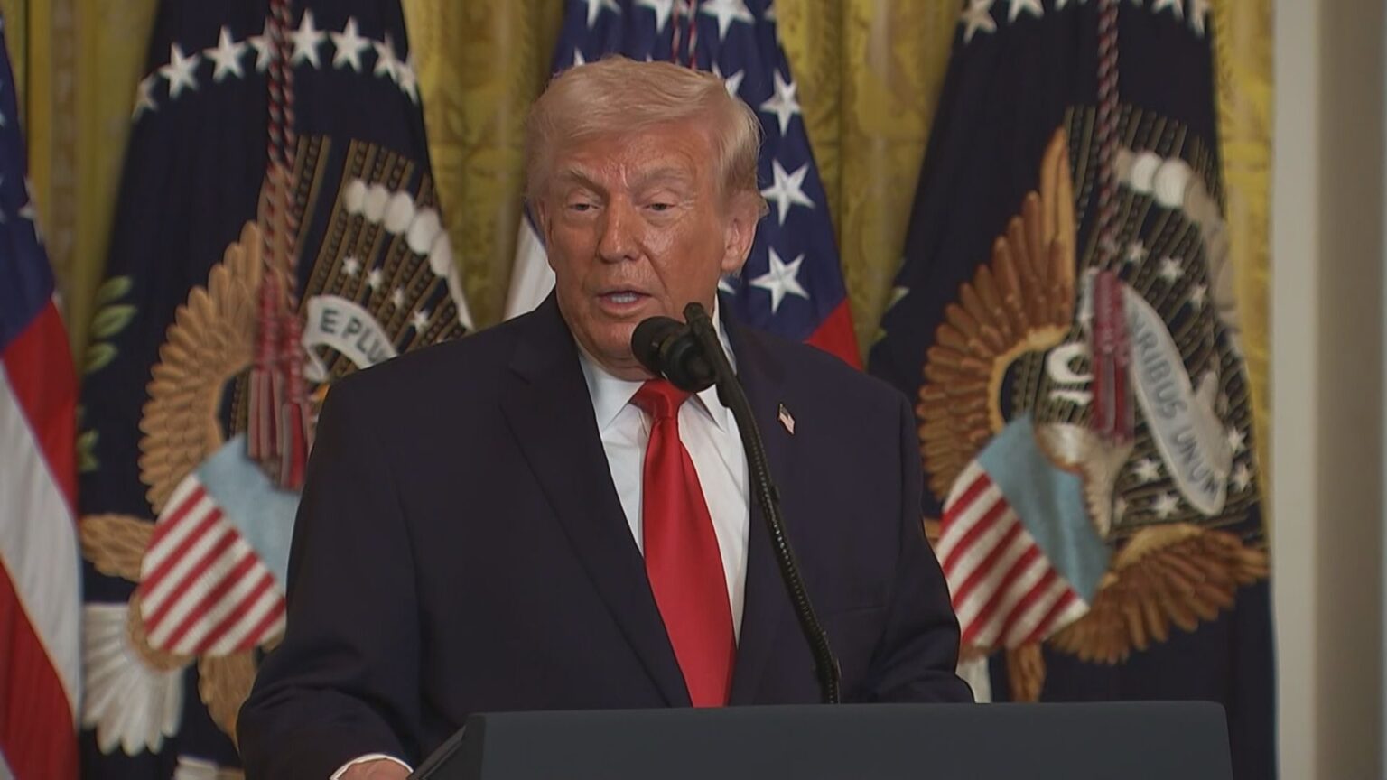 トランプ政権 原油高対策で対ロシア制裁を緩和 海上で輸送中のロシア産原油購入を一時容認(TBS NEWS DIG Powered by JNN) トランプ政権 原油高対策で対ロシア制裁を緩和 海上で輸送中のロシア産原油購入を一時容認(TBS NEWS DIG Powered by JNN)