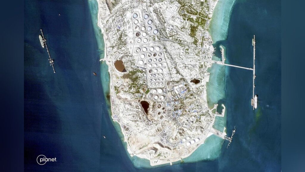 イランの原油輸出拠点カーグ島に米軍爆撃、トランプ氏「ホルムズ妨害やめなければ石油関連施設も標的に」 – 読売新聞オンライン イランの原油輸出拠点カーグ島に米軍爆撃、トランプ氏「ホルムズ妨害やめなければ石油関連施設も標的に」 - 読売新聞オンライン