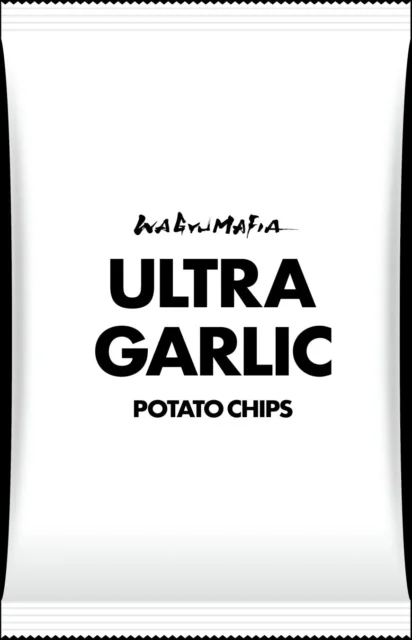 ファミリーマート限定WAGYUMAFIA監修ポテトチップスULTRA GARLICパッケージ