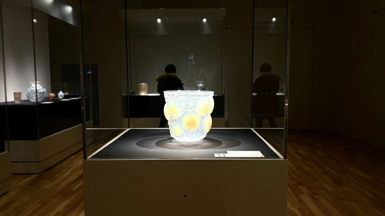 「ルネ・ラリック展 -ガレ、ドームから続く華麗なるフランスの装飾美術-」(国立工芸館)開幕レポート。華やかなフランス装飾美術の世界に浸る(美術手帖) – Yahoo!ニュース 「ルネ・ラリック展 -ガレ、ドームから続く華麗なるフランスの装飾美術-」(国立工芸館)開幕レポート。華やかなフランス装飾美術の世界に浸る(美術手帖) - Yahoo!ニュース