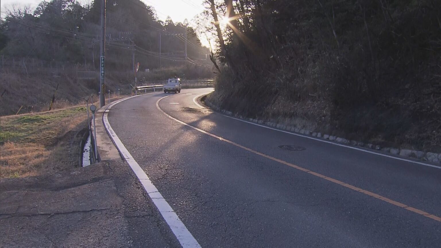 大型バイクなど4台が絡む多重事故 火災も発生… バイクの50歳男性が意識不明 三重・伊賀市の国道(CBCテレビ) – Yahoo!ニュース 大型バイクなど4台が絡む多重事故 火災も発生… バイクの50歳男性が意識不明 三重・伊賀市の国道(CBCテレビ) - Yahoo!ニュース