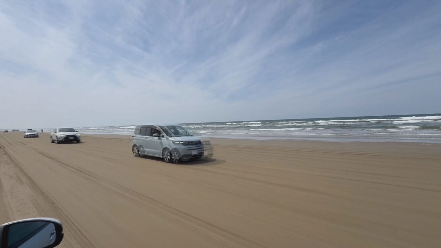原油高騰も能登の観光地にぎわう 広島・大阪・名古屋から 千里浜の人気の道の駅・能登応援海鮮フェア 海岸線をクルマで走れます(MRO北陸放送) – Yahoo!ニュース 原油高騰も能登の観光地にぎわう 広島・大阪・名古屋から 千里浜の人気の道の駅・能登応援海鮮フェア 海岸線をクルマで走れます(MRO北陸放送) - Yahoo!ニュース