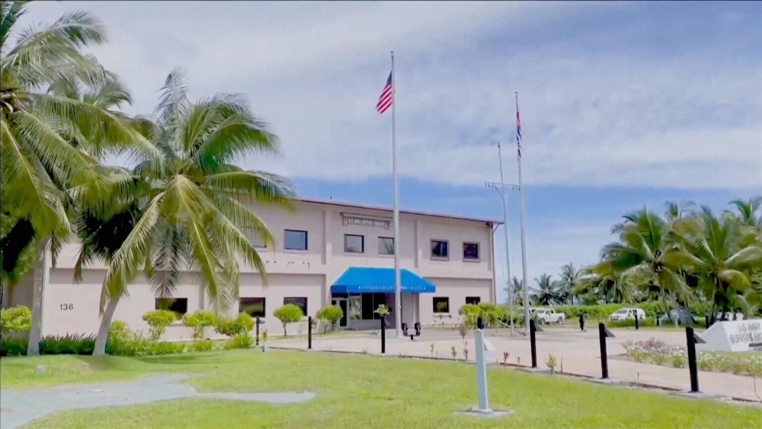 イランが約4000キロ離れたインド洋の英領ディエゴガルシア島の米英共同基地に中距離弾道ミサイル発射　ウォール・ストリート・ジャーナル（TBS NEWS DIG Powered by JNN）