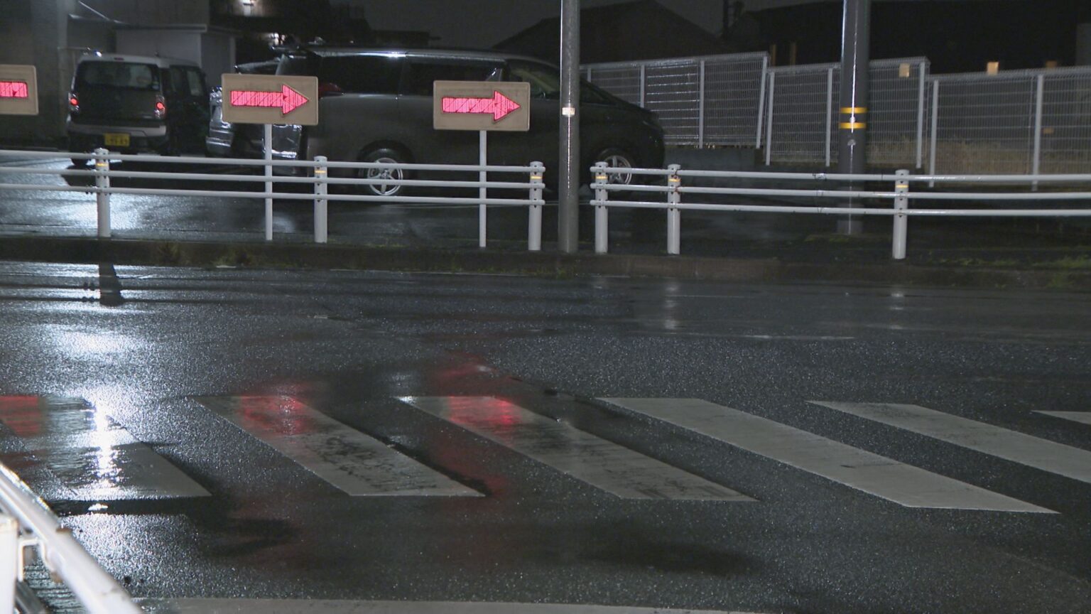 死亡事故を起こし逃走… 大学生の19歳男を逮捕 信号ない交差点で車3台絡む事故 85歳女性死亡 愛知・瀬戸市(CBCテレビ) 死亡事故を起こし逃走… 大学生の19歳男を逮捕 信号ない交差点で車3台絡む事故 85歳女性死亡 愛知・瀬戸市(CBCテレビ)