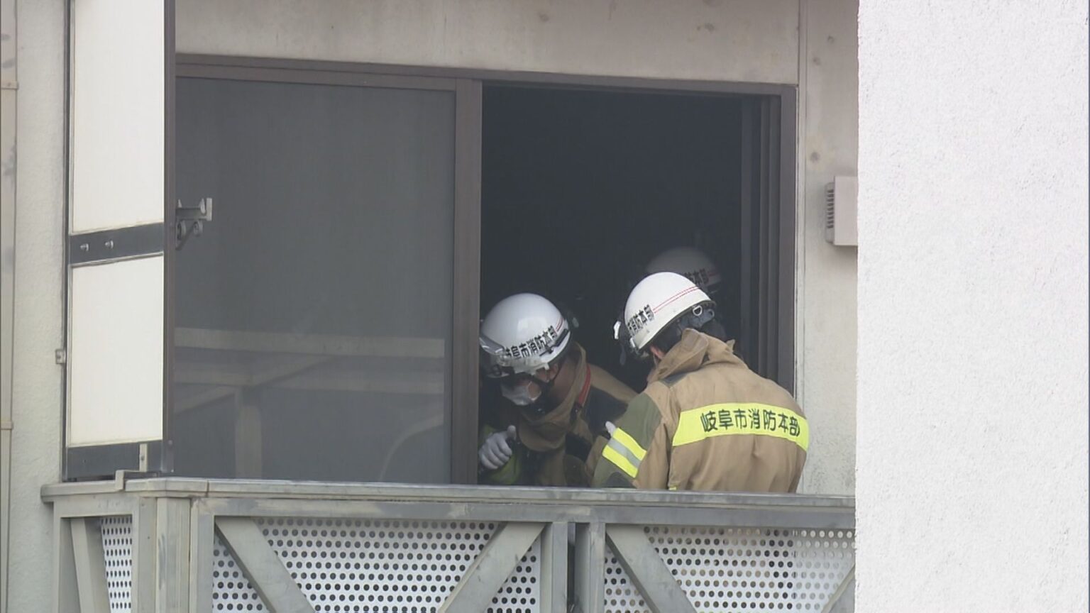 「下の部屋から煙が出ている」 2階建てアパートの一室で火事 住人の56歳男性が死亡 岐阜・瑞穂市(CBCテレビ) – Yahoo!ニュース 「下の部屋から煙が出ている」 2階建てアパートの一室で火事 住人の56歳男性が死亡 岐阜・瑞穂市(CBCテレビ) - Yahoo!ニュース