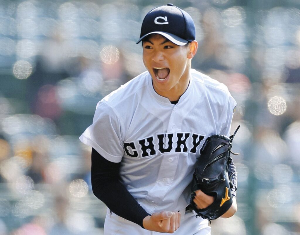 「アイドル並みのイケメン」センバツ4強・中京大中京のエースにネット注目「これは死ぬほどモテるやつ」学校案内のパンフレットではモデルも（中日スポーツ） - Yahoo!ニュース