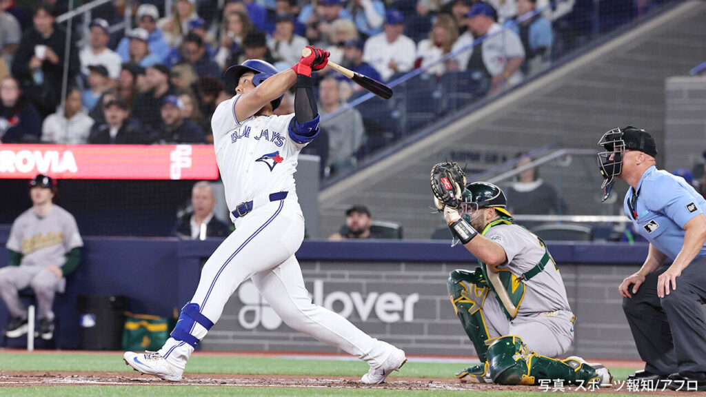 岡本和真、メジャー初本塁打でジャケット初着用の感想を語る(J SPORTS) – Yahoo!ニュース J SPORTS