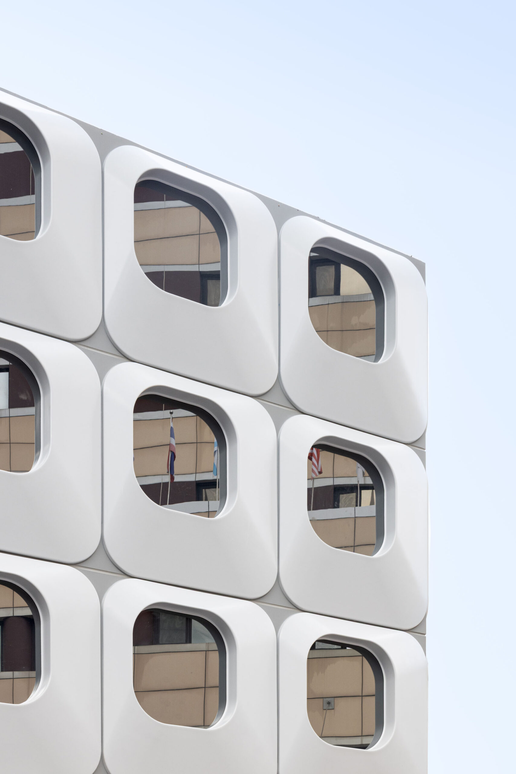 〈ホテル明洞駅（Hotel Myeongdong Station）〉ヨンジュ・リー・アーキテクチャ（Yong Ju Lee Architecture）