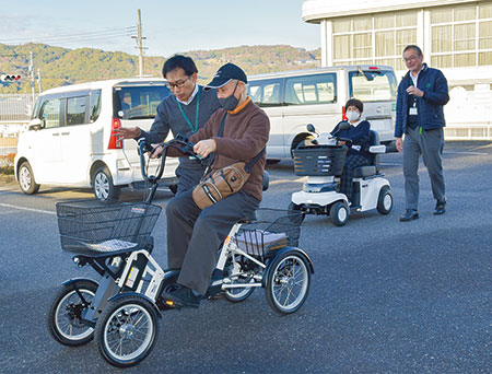 免許返納後の「移動」考える 〜 貴志川で高齢者向け運転講習 | ニュース和歌山