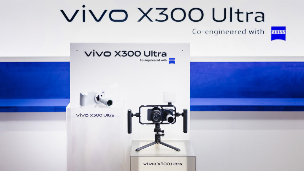 vivo、次世代フラッグシップ「X300 Ultra」をMWC 2026で公開。画期的な400mm相当ZEISS望遠エクステンダー搭載 – PRONEWS : 動画制作のあらゆる情報が集まるトータルガイド 260309_X300-Ultra_top7Wasj3lE