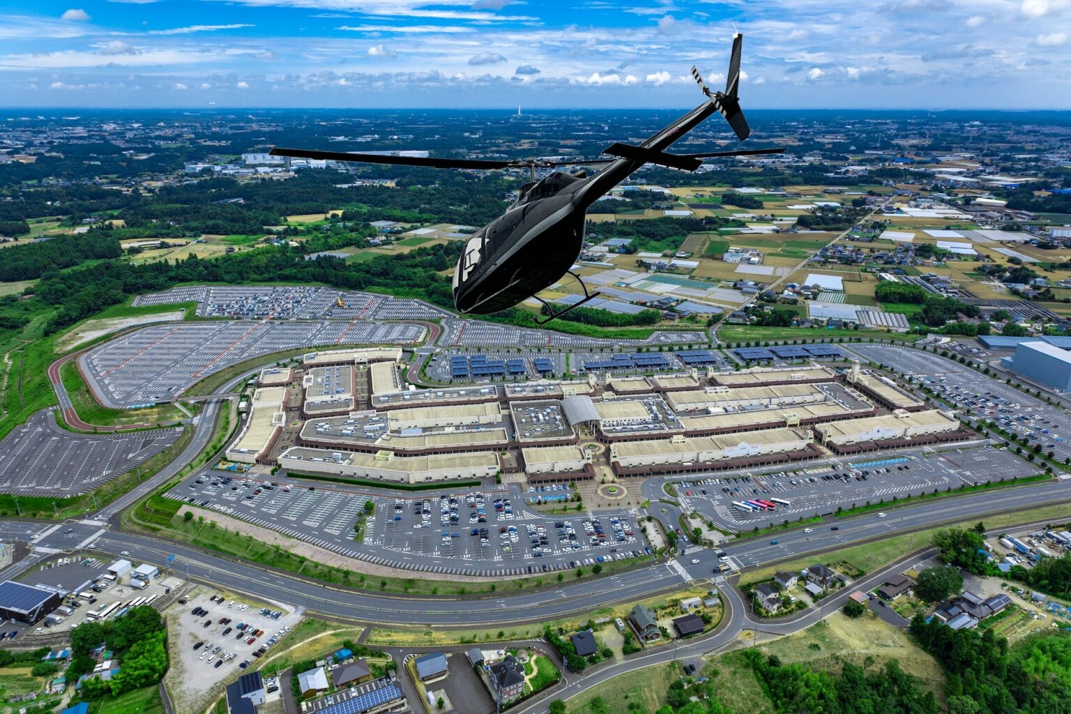 AirX、千葉県「酒々井プレミアム・アウトレット」への直行ヘリ移動便を再開 成田空港を起点とした回遊性を向上 | AMP[アンプ] - 人生の豊かさを生む瞬間を情報でつくりだす新世代向けビジネスメディア
