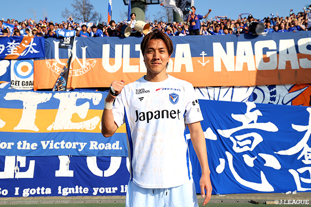 【公式】長崎は山﨑 凌吾の決勝弾で岡山に勝利!福岡がPK戦を制し連敗を6でストップ【サマリー:明治安田J1百年構想リーグ 第8節】:Jリーグ公式サイト(J.LEAGUE.jp) 90+3分に決勝ゴールをマークした山﨑 凌吾(長崎)