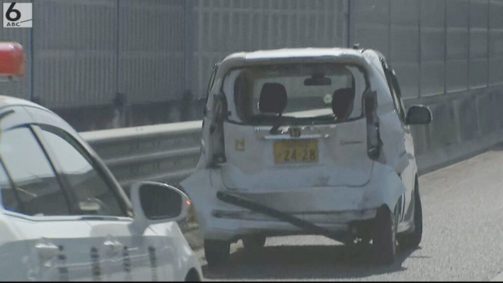 3連休の中日 兵庫・加古川バイパスで事故相次ぐ 5人けが 3連休の中日 兵庫・加古川バイパスで事故相次ぐ 5人けが