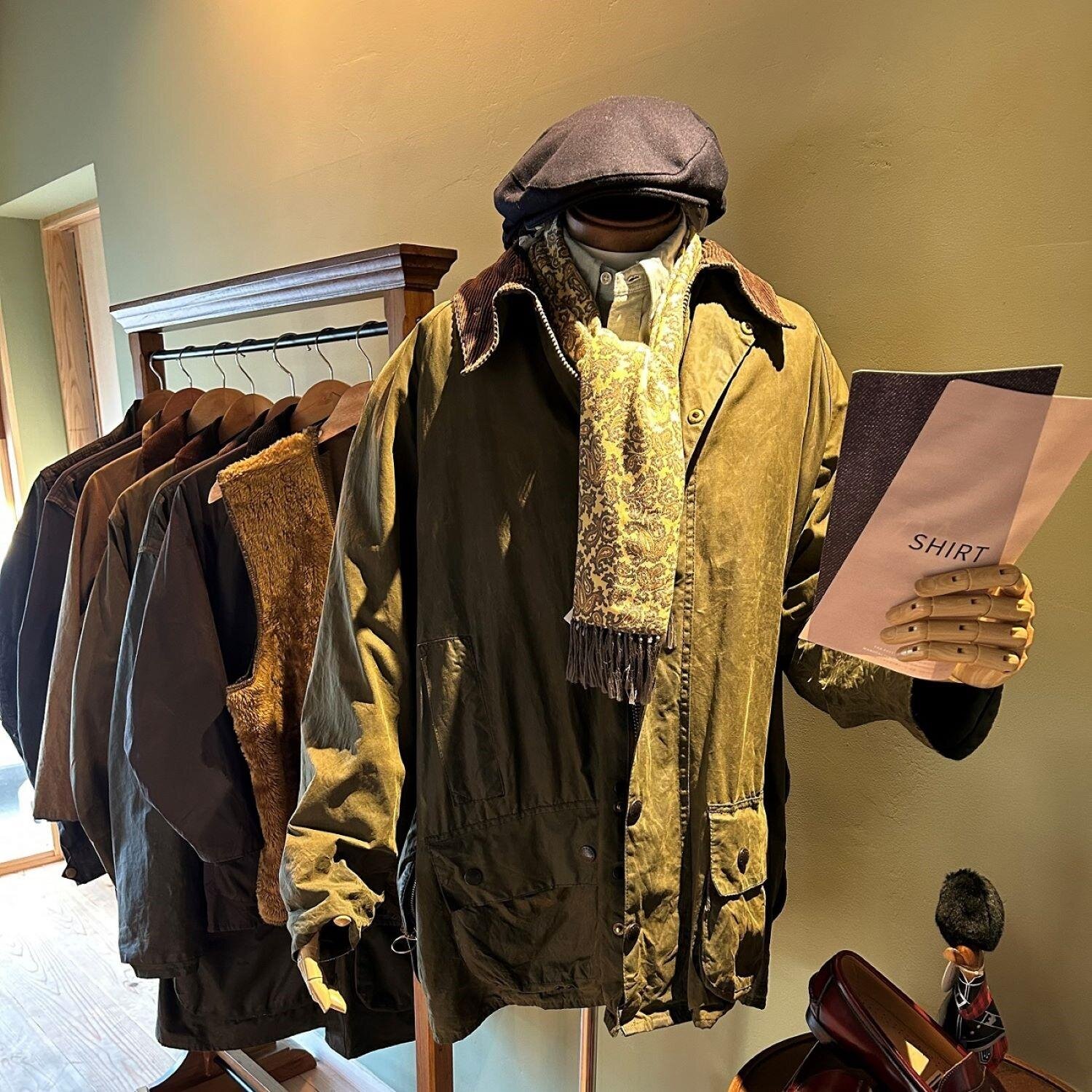 トゥー オブ アス クロージング