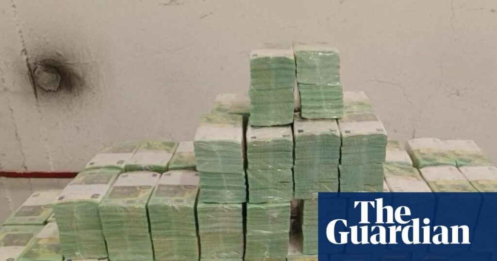 ハンガリー当局、銀行車両襲撃後「ウクライナ人に強制注射を行った」ハンガリー