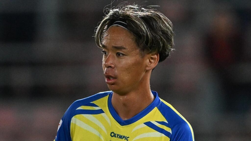 日本代表MF、ドイツ古豪が獲得に興味か…実現すればダービーマッチで日本代表対決が実現 - Qoly-Sports＆the Style