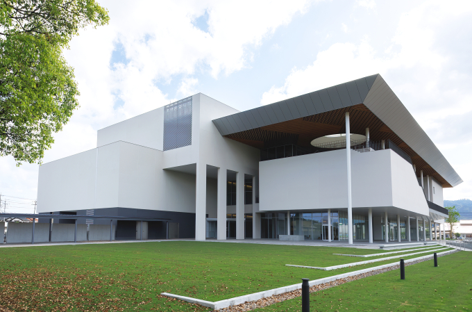 島根県立美術館　外観