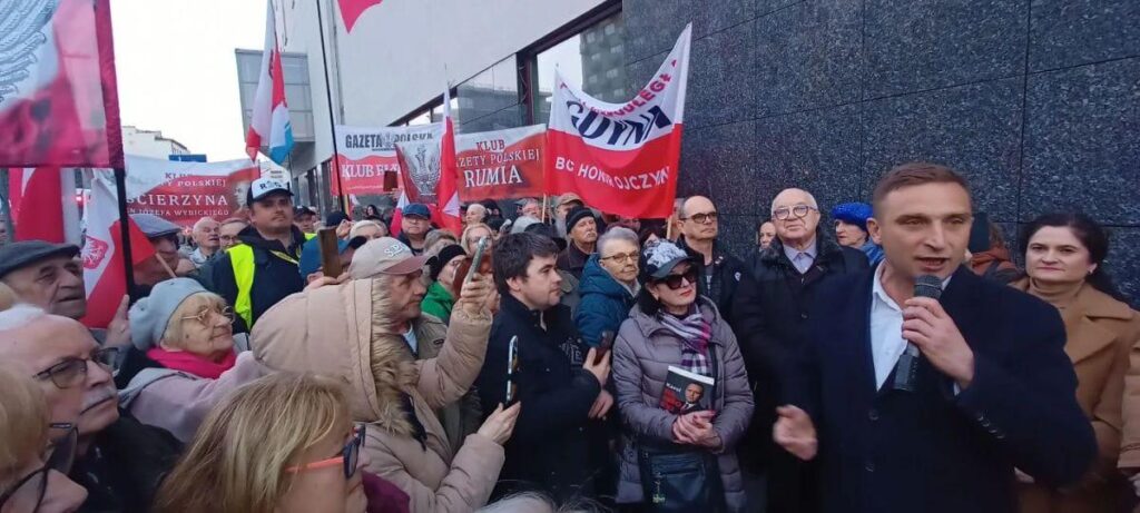 3つの異なる機関と企業がグディニアの会場のレンタルを拒否したため、国家主義団体はイベントを主催できなかった